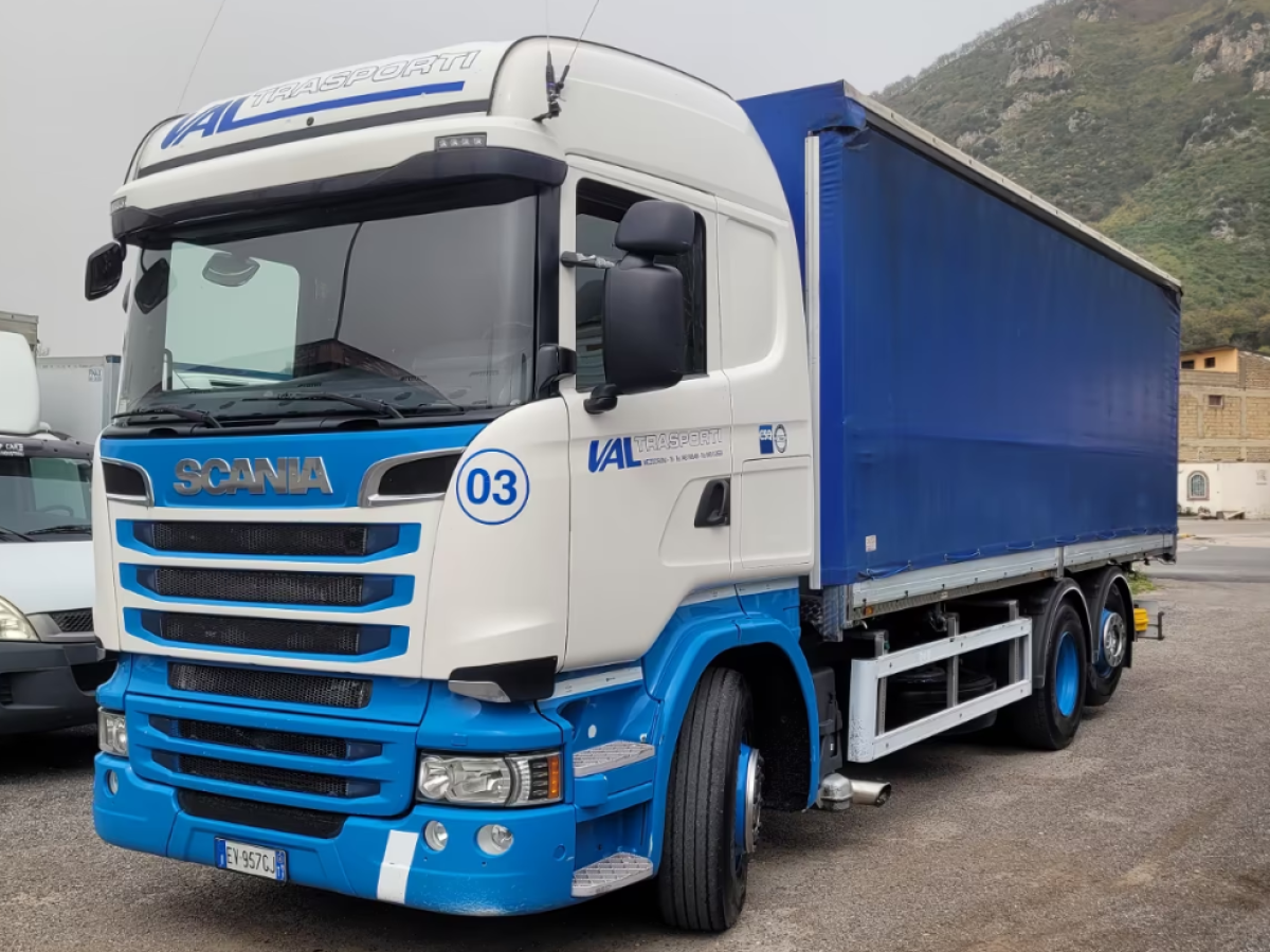 Scania R 560 ribaltabile bilaterale